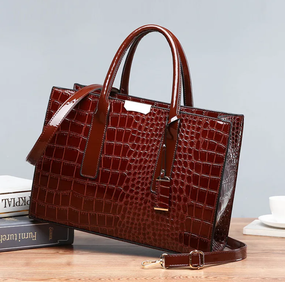 💛Trendy crocodile pattern portable European and American shoulder crossbody tote bag